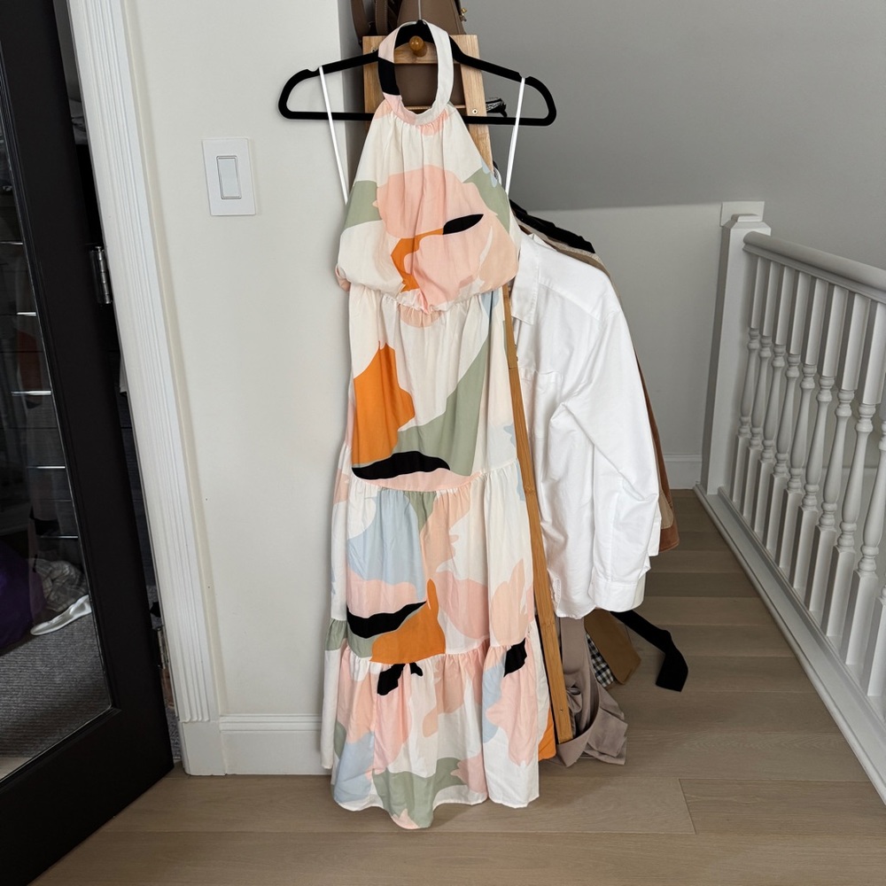 NWOT Multicolor Halter Maxi Dress